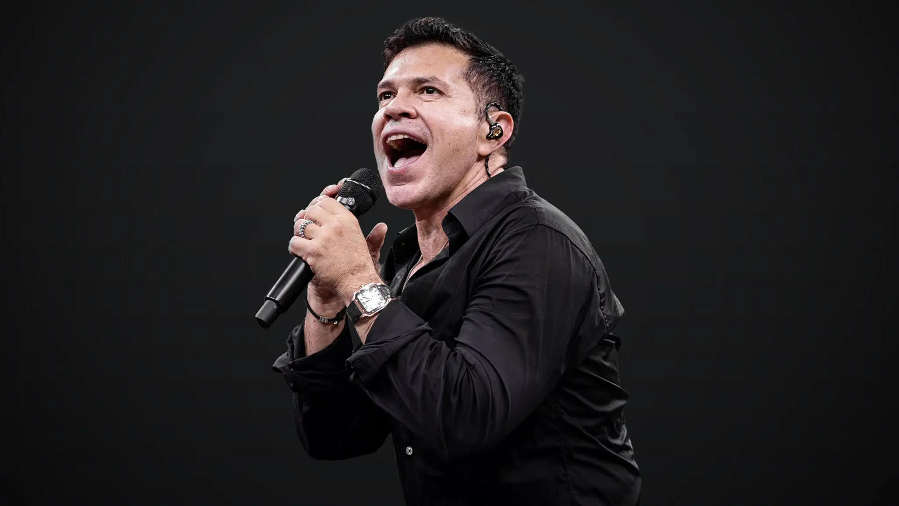 Jorge Medina live in concert